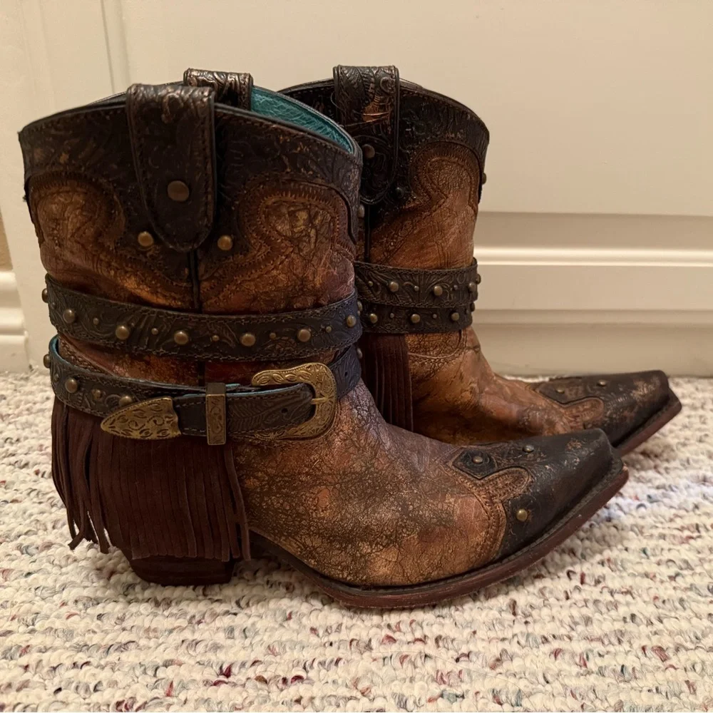 Corral Booties - Picture 2 of 8